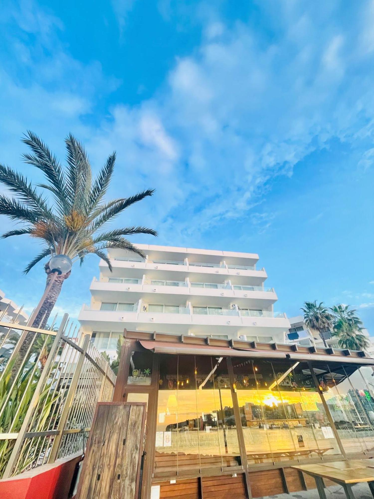 Hotel apartamentowy Llobet 3*