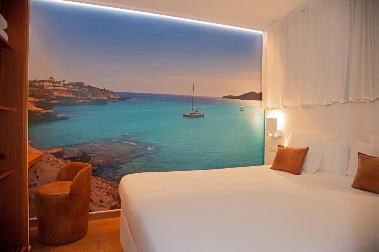 Apartahotel Llobet